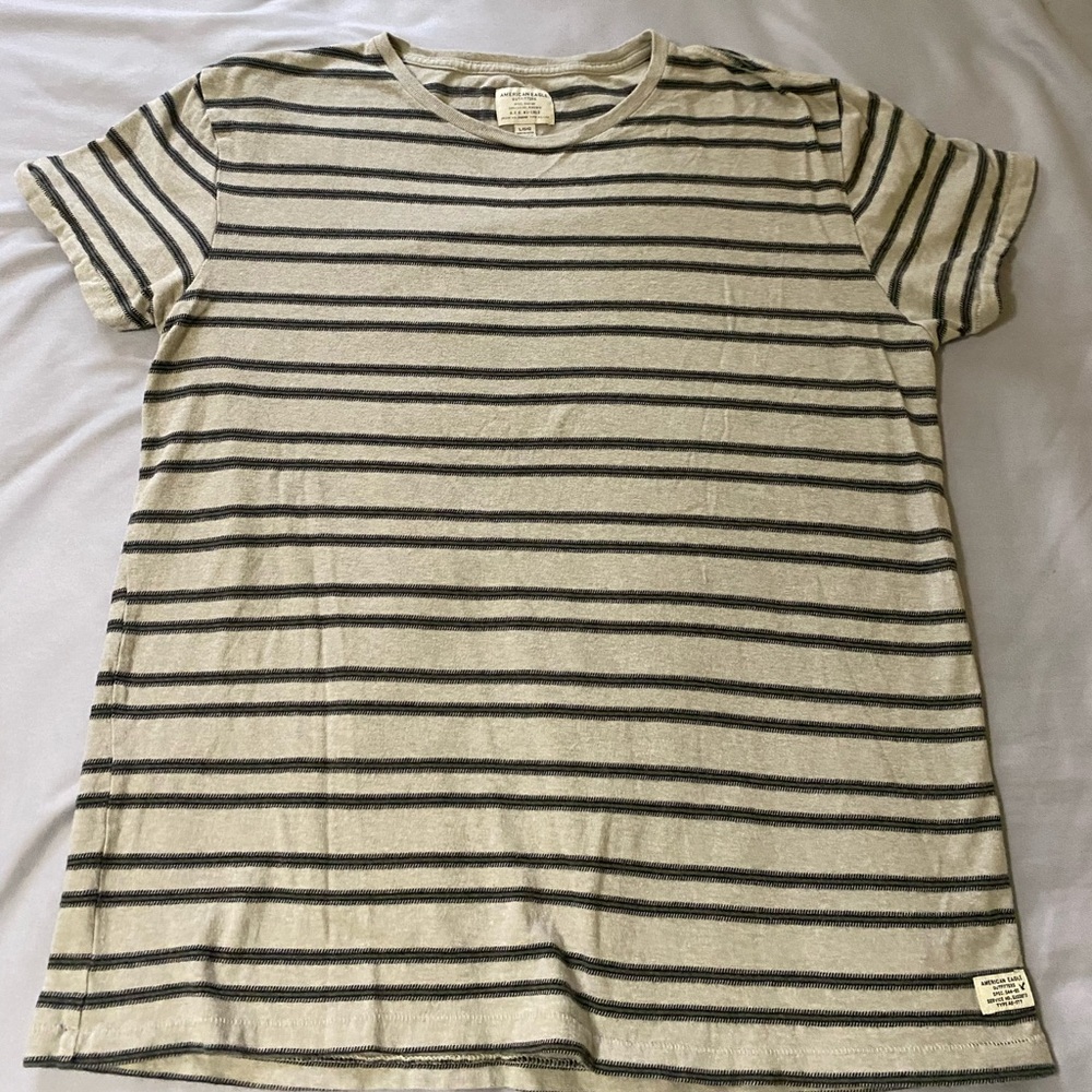 American Eagle striped t-shirt